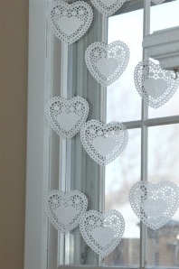 I love these easy and beautiful Doily Valentine Decorations from Smashed Peas and Carrots! 